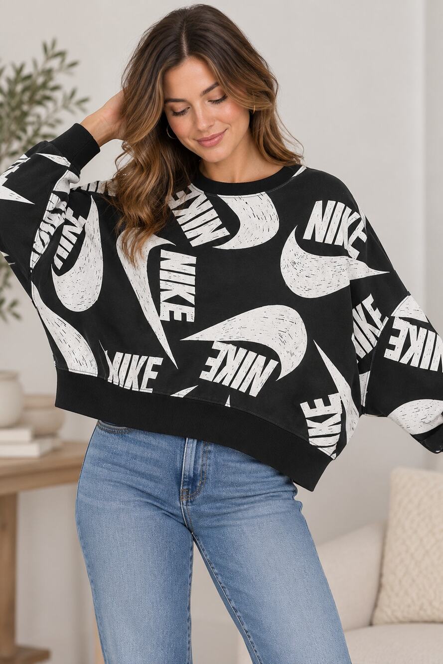 Nike Women’s Large Black White Logo Dolman Sleeve Cropped Sweatshirt